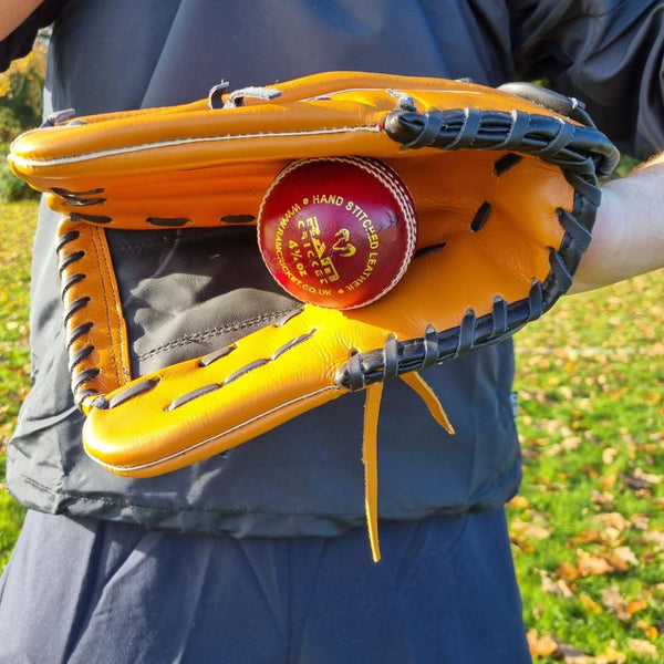 Cricket Catching Mitt