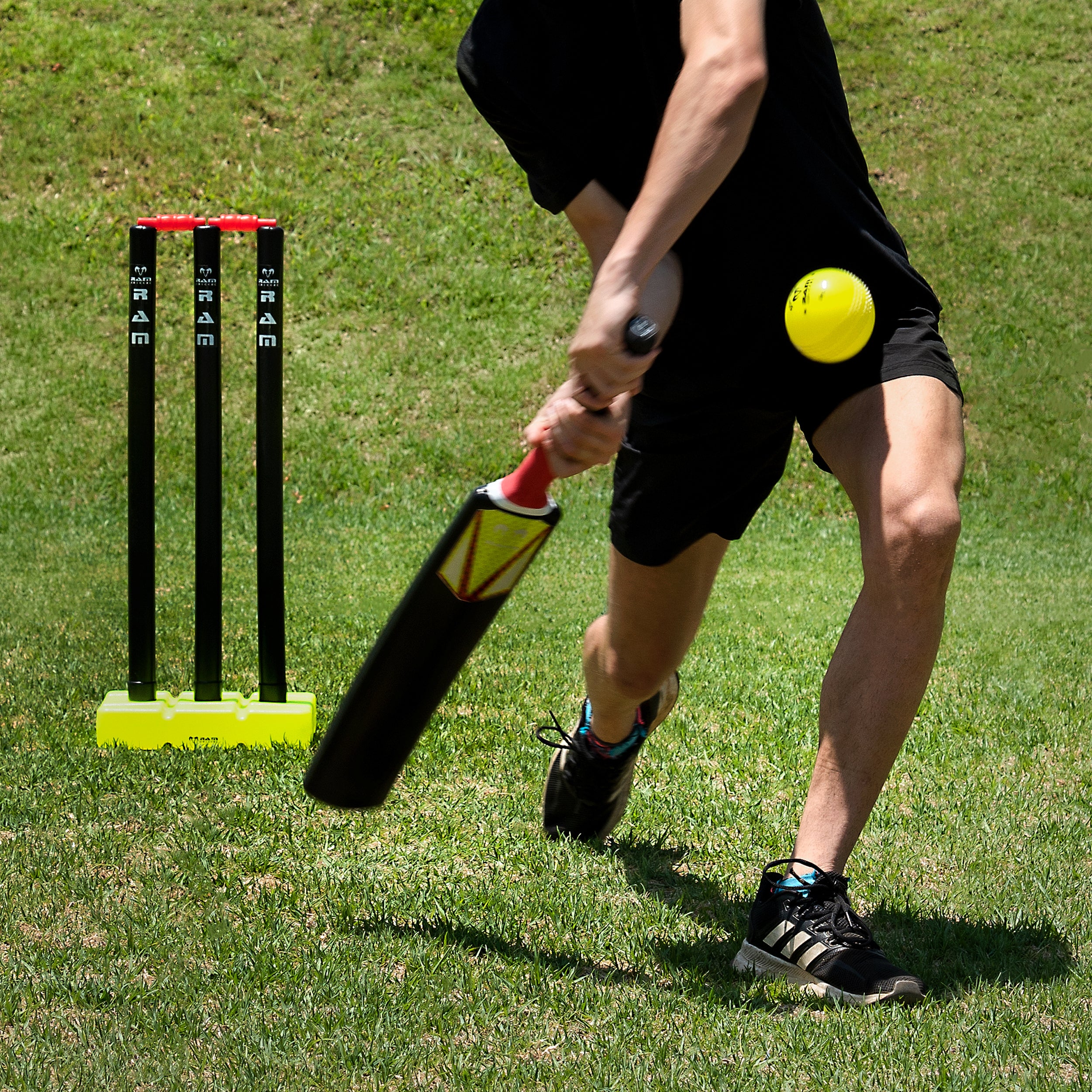 Ram Cricket rackets - alle maten verkrijgbaar, 6 stuks Ram Cricket rackets - alle maten verkrijgbaar, 6 stuks